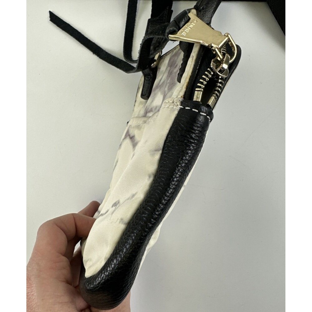 Aimee Kestenberg "Just Saying" Crossbody Marble Print And Black Cosmetic Bag Zip - Picture 5 of 16